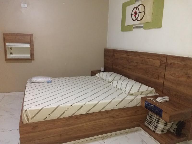 Hotel Flex In Osasco Kültér fotó